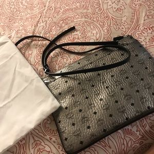 MCM visetos  pouch crossbody